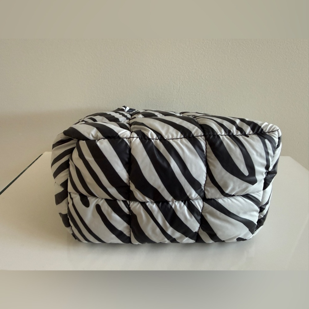 VEE COLLECTIVE Women's Black Porter Tote Mini Bag Handbag Crossbody, Zebra Print - Picture 9 of 12